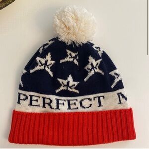Perfect Moment Star Beanie